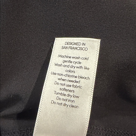 Athleta Excursion Hybrid Skort Skirt Black Style #405667 Size Large - Picture 7 of 8